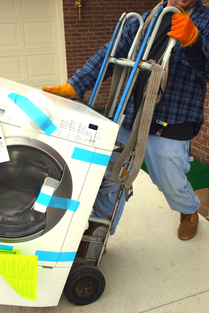 Comment déménager une machine à laver : Conseils de pros
